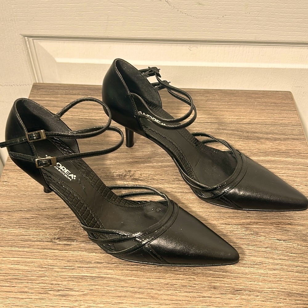 ANDREA FENZI Black Pointed Toe Strappy Kitten Heels